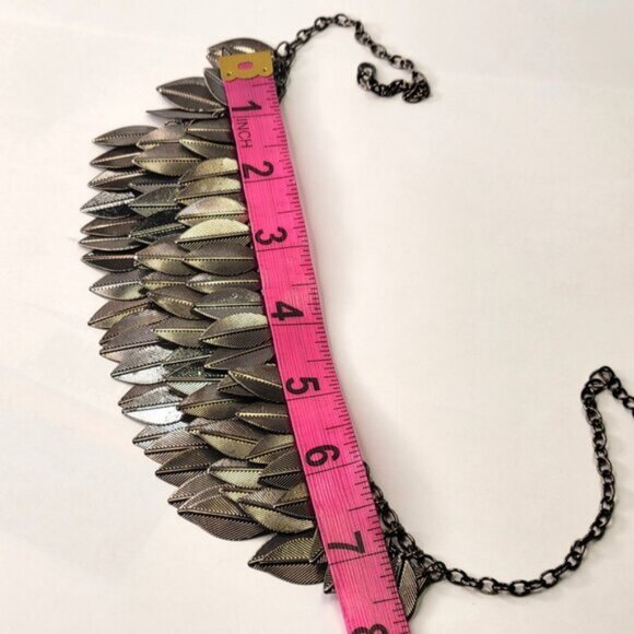 Gunmetal Leaf Dangling Clusters Choker Necklace - Picture 6 of 11